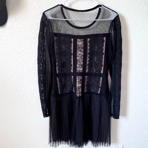 BCBG Stef Dress - Picture 4 of 7